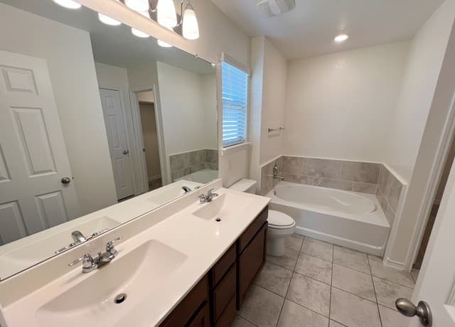 8239  Velasquez, San Antonio, TX 78253 — photo 24