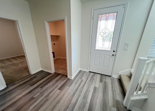 8239  Velasquez, San Antonio, TX 78253 — photo 4