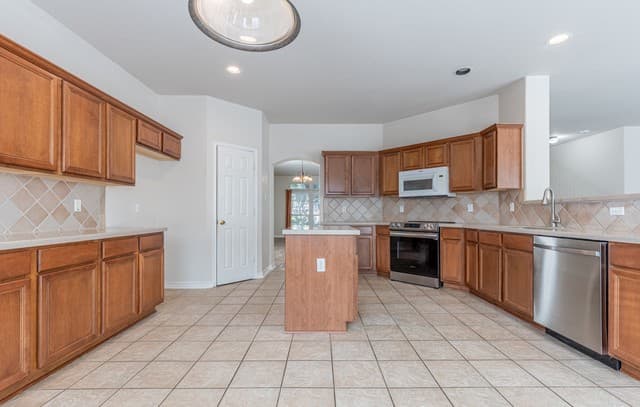 21226  Villa Valencia, San Antonio, TX 78258 — photo 13