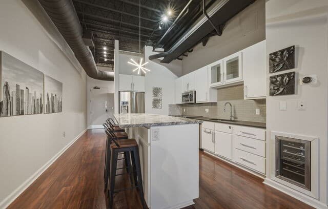 214 E Travis St Unit APT 205, San Antonio, TX 78205 — photo 10