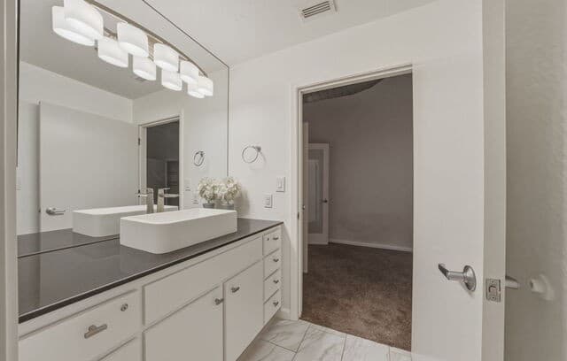 214 E Travis St Unit APT 205, San Antonio, TX 78205 — photo 19