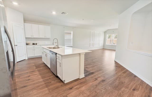 14729  Sabine Loop Rd, San Antonio, TX 78253 — photo 4