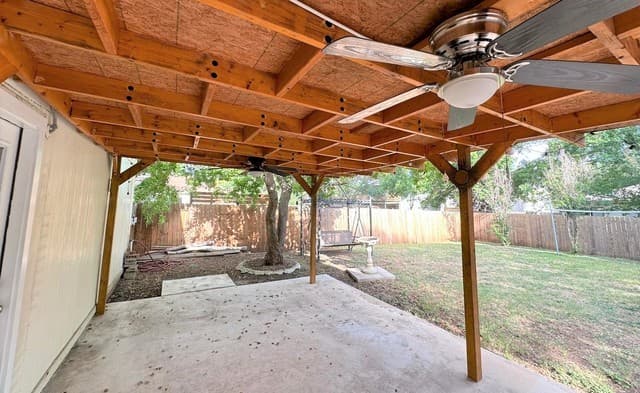 9226  Encino Vlg, San Antonio, TX 78250 — photo 16