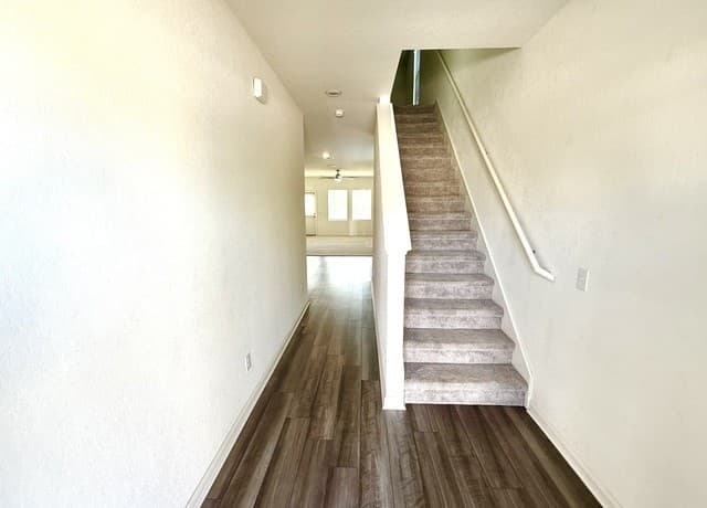 12823  Cygnus, San Antonio, TX 78245 — photo 2