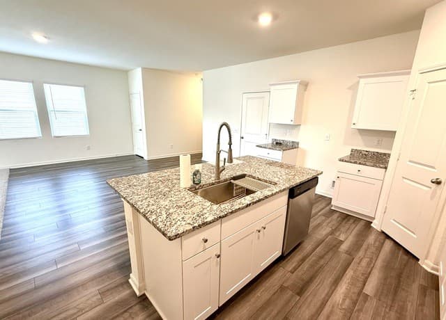 12823  Cygnus, San Antonio, TX 78245 — photo 5