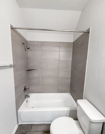 2810  High Castle, San Antonio, TX 78245 — photo 13