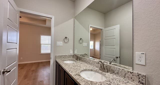 438  Emma Dr, New Braunfels, TX 78130 — photo 12