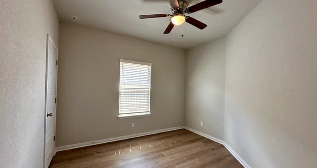 438  Emma Dr, New Braunfels, TX 78130 — photo 18