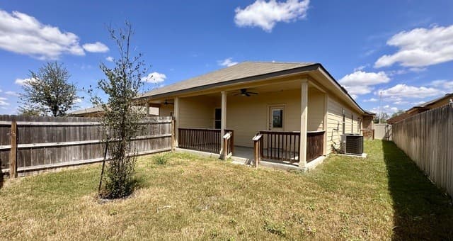 438  Emma Dr, New Braunfels, TX 78130 — photo 23