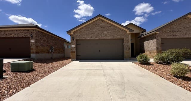 438  Emma Dr, New Braunfels, TX 78130 — photo 24