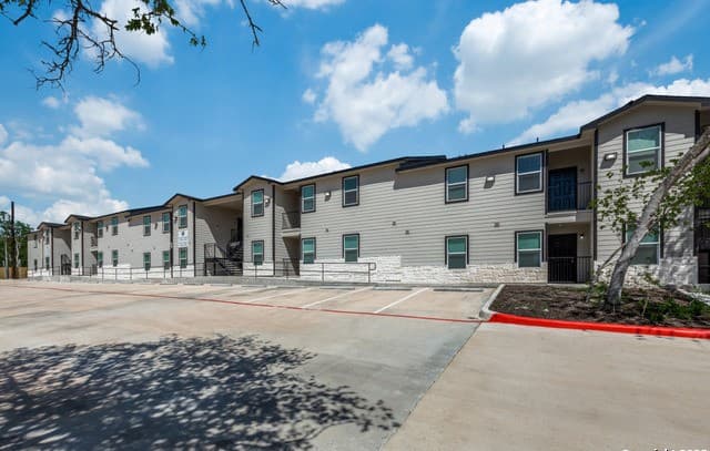 5415  Ingram Rd Unit 1101
