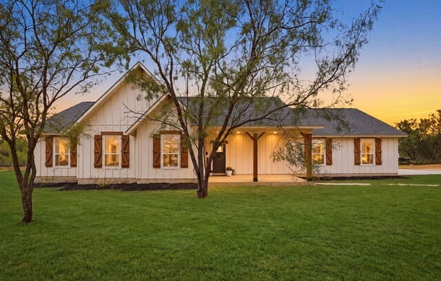 351 Private Road 6623