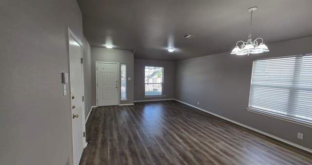 610  Granite Clf, San Antonio, TX 78251 — photo 5