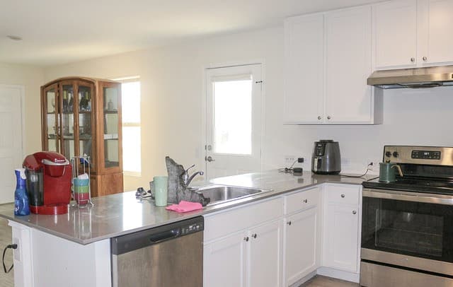 13502  Sneed Ter, San Antonio, TX 78221 — photo 5