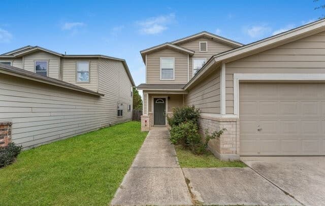 5423  Spring Walk