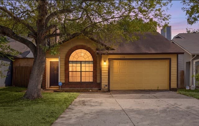 5708 Glacier Sun Dr