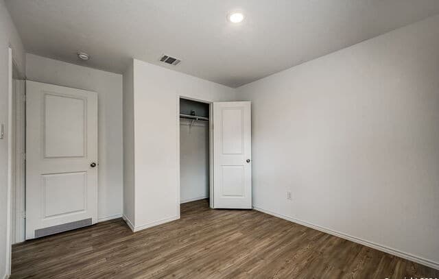 6670  Arid Way, San Antonio, TX 78252 — photo 17