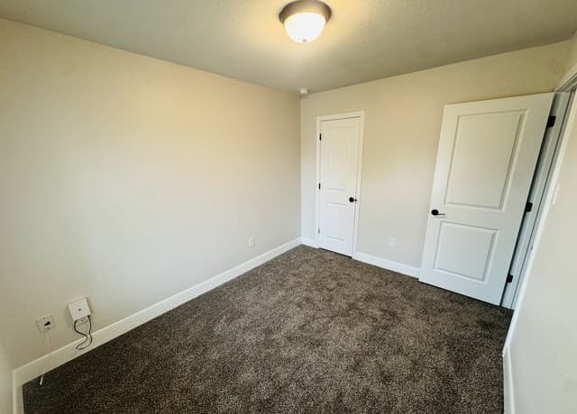 6310  Melanzane Ave Unit 1, San Antonio, TX 78233 — photo 17