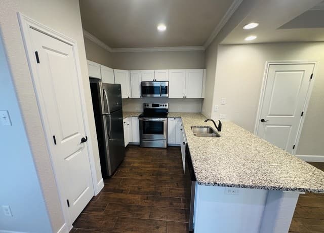 6310  Melanzane Ave Unit 1, San Antonio, TX 78233 — photo 5