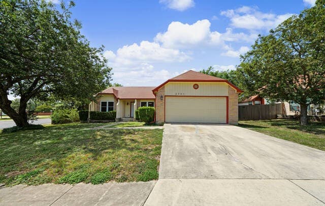 2701  Hillview Ln, Schertz, TX 78154 — photo 2