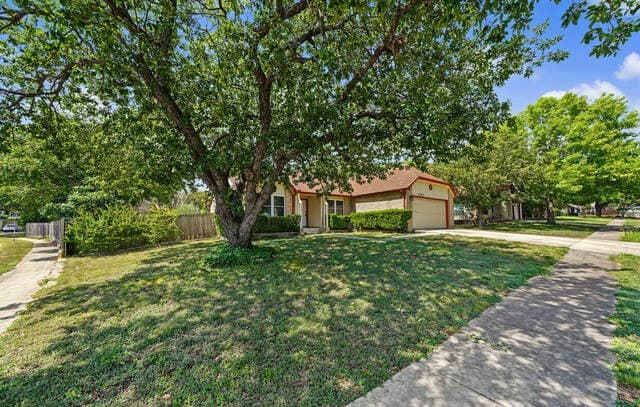 2701  Hillview Ln, Schertz, TX 78154 — photo 4