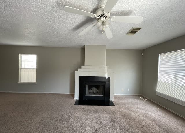 4923  Kenton Lk, San Antonio, TX 78240 — photo 2