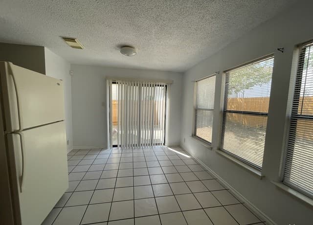 4923  Kenton Lk, San Antonio, TX 78240 — photo 7