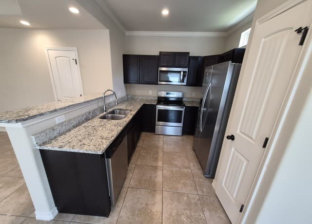 6502  Marcel Way Unit 101, San Antonio, TX 78233 — photo 8