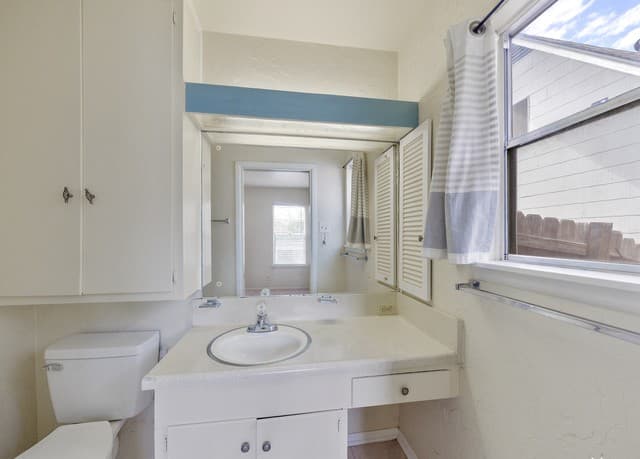 5810  Brenda Ln, San Antonio, TX 78240 — photo 25