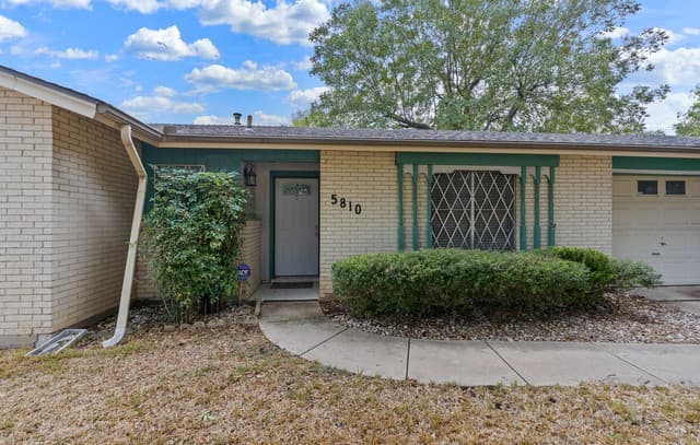 5810  Brenda Ln, San Antonio, TX 78240 — photo 5