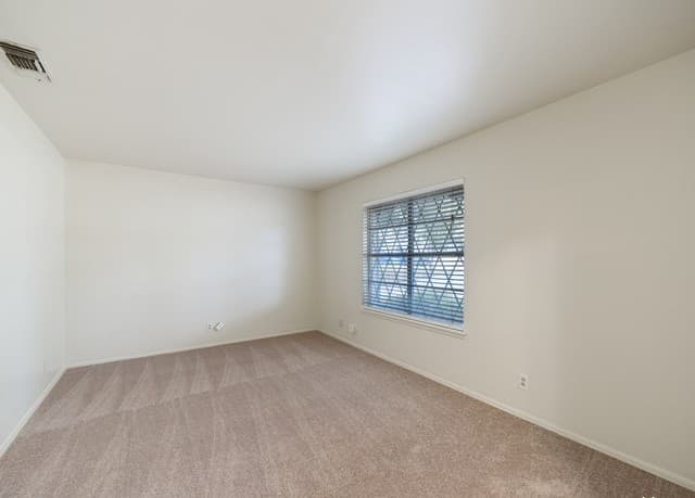 5810  Brenda Ln, San Antonio, TX 78240 — photo 7