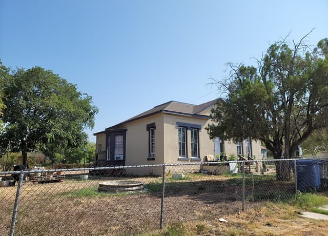 1029  Wyoming St Unit 2