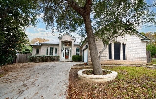 213  Doral Ct, Cibolo, TX 78108 — photo 2
