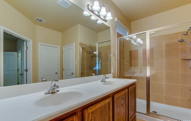 5818  Quiet Glen Dr, San Antonio, TX 78240 — photo 15