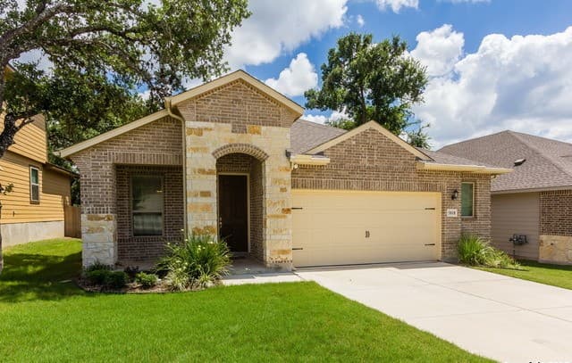 5818  Quiet Glen Dr, San Antonio, TX 78240 — photo 2