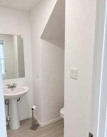 10929  Presa Way, San Antonio, TX 78223 — photo 11
