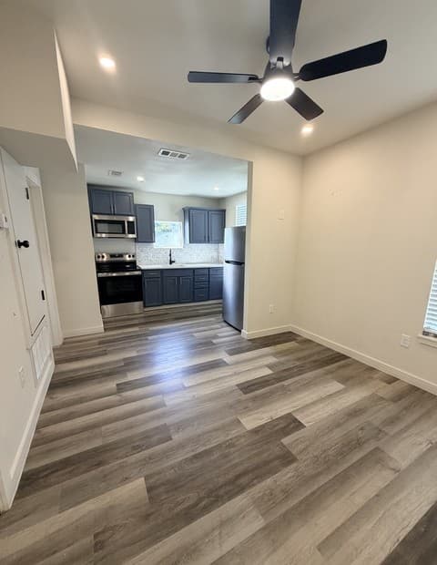 108 Beatrice Ave Unit 201