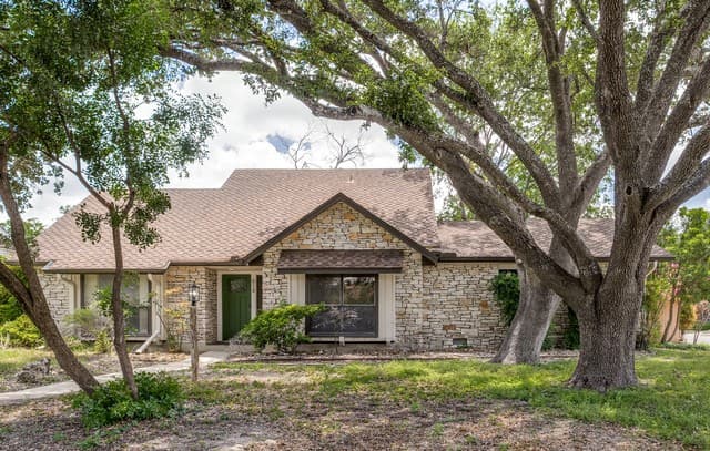 618  Sonnet, San Antonio, TX 78216 — photo 2