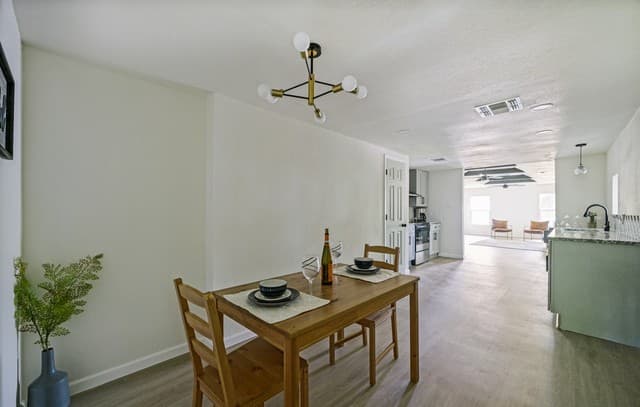 333 S Mesquite Ave, New Braunfels, TX 78130 — photo 18