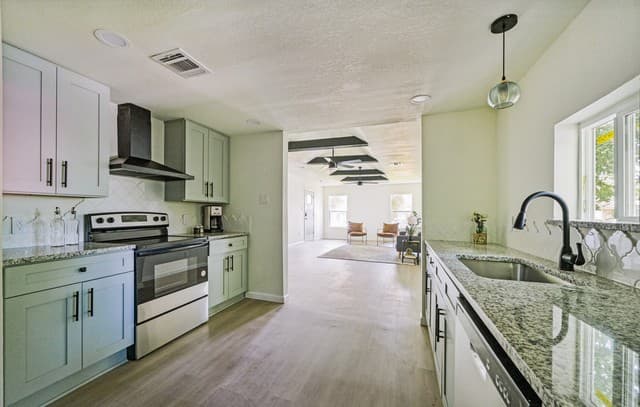 333 S Mesquite Ave, New Braunfels, TX 78130 — photo 19