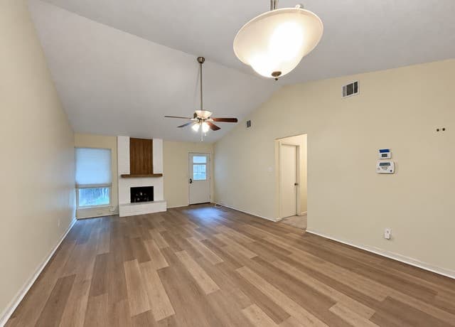12108  Stoney Spur, San Antonio, TX 78247 — photo 11