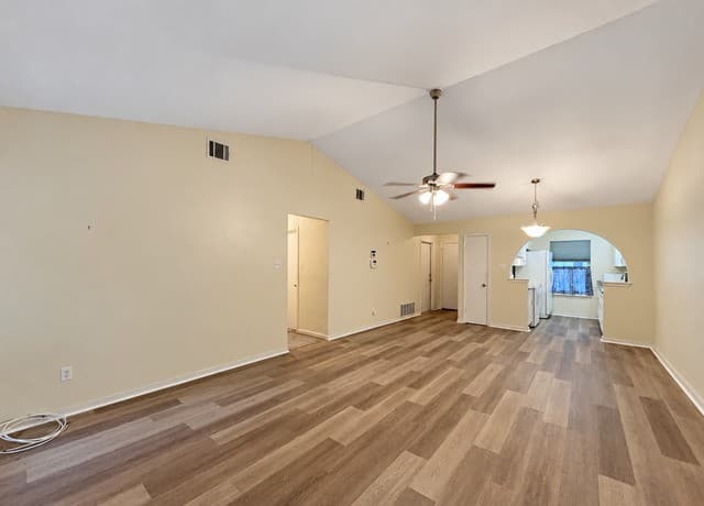 12108  Stoney Spur, San Antonio, TX 78247 — photo 12