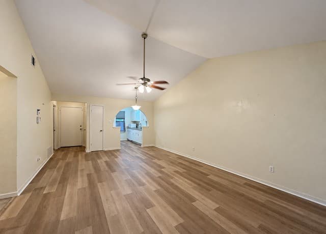 12108  Stoney Spur, San Antonio, TX 78247 — photo 13