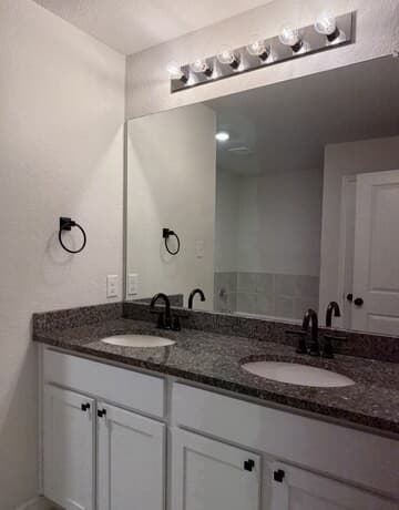 22126  Backspin, San Antonio, TX 78261 — photo 13