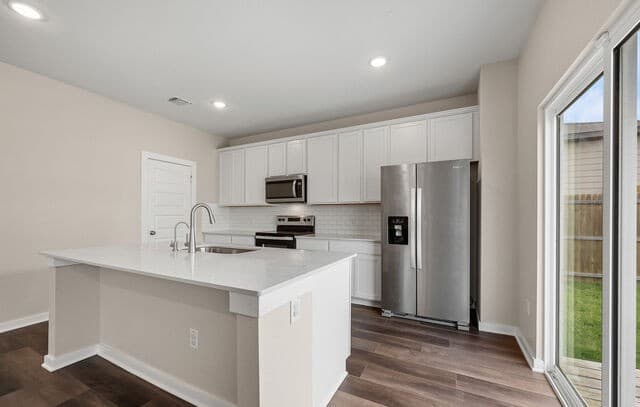 140  Bella Rosa Trl, Cibolo, TX 78108 — photo 10