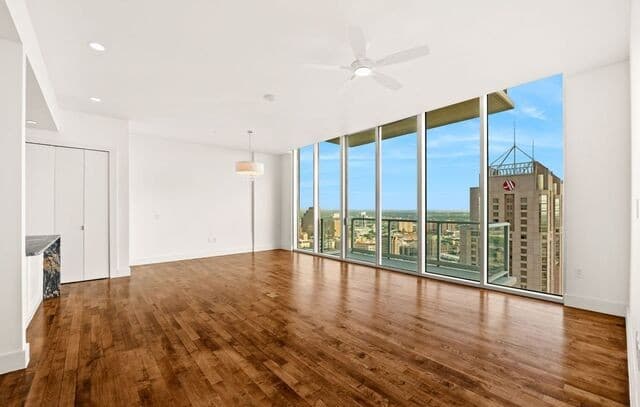 610 E Market Unit 3110