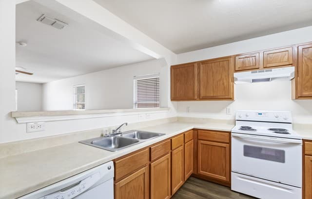 5814  Armstrong Wells, San Antonio, TX 78249 — photo 8