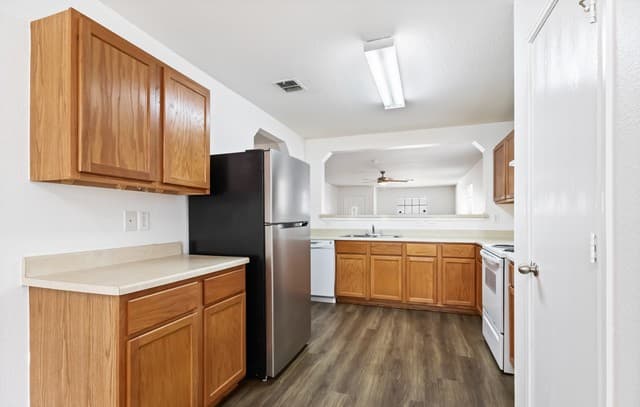 5814  Armstrong Wells, San Antonio, TX 78249 — photo 9