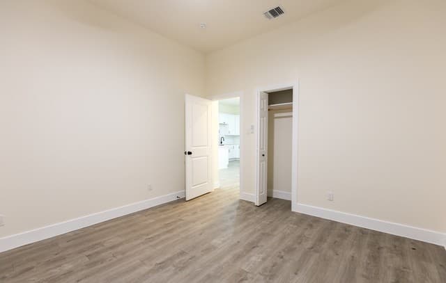 535  Austin St, Pleasanton, TX 78064 — photo 13