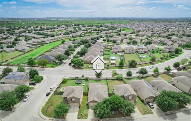6606 Luckey Pne